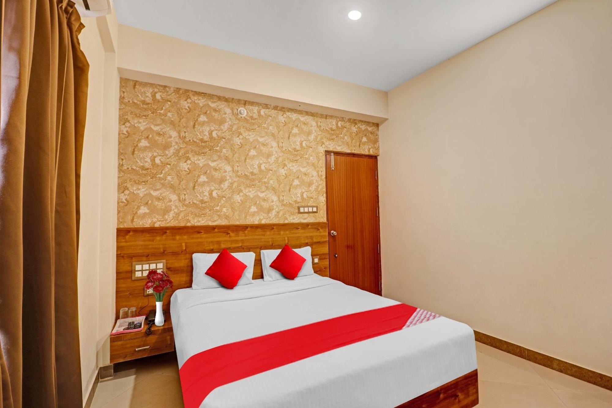 Hotel O Formula Vanivilasa Puram ภายนอก รูปภาพ