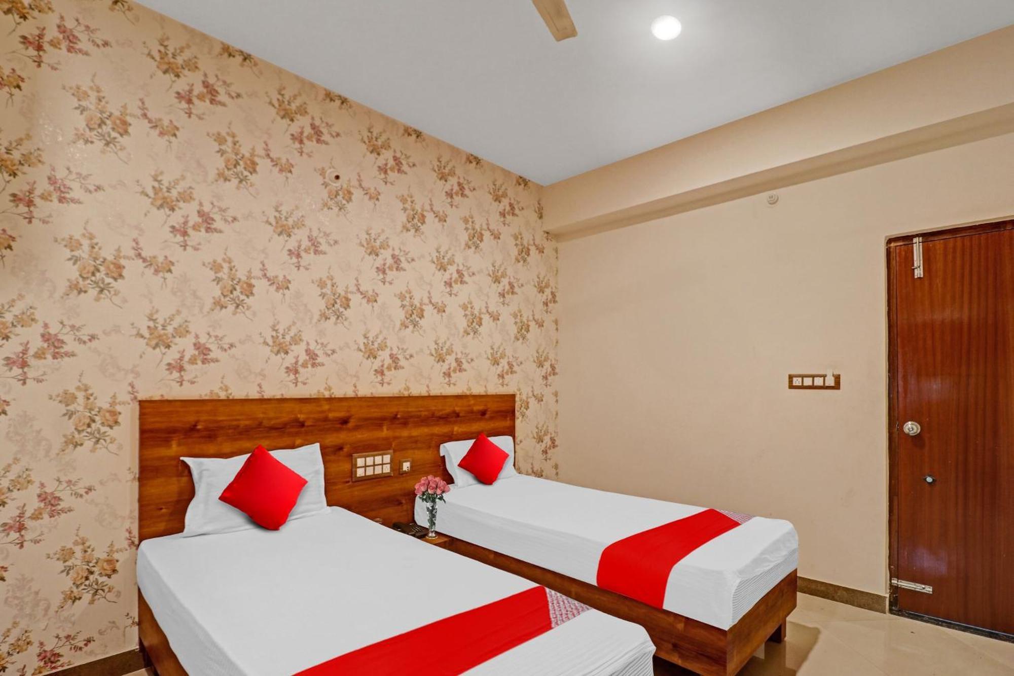 Hotel O Formula Vanivilasa Puram ภายนอก รูปภาพ